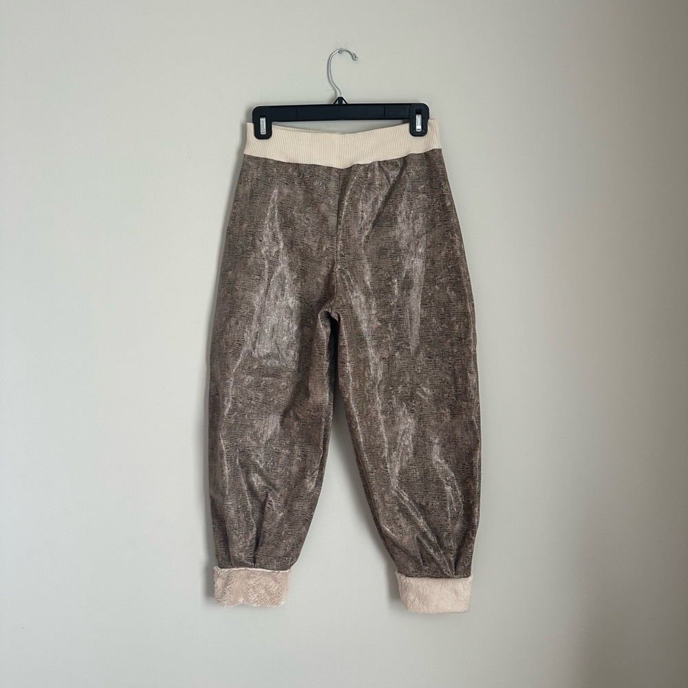 Stylish Brown & Cream Pants With a Stretchy Waist